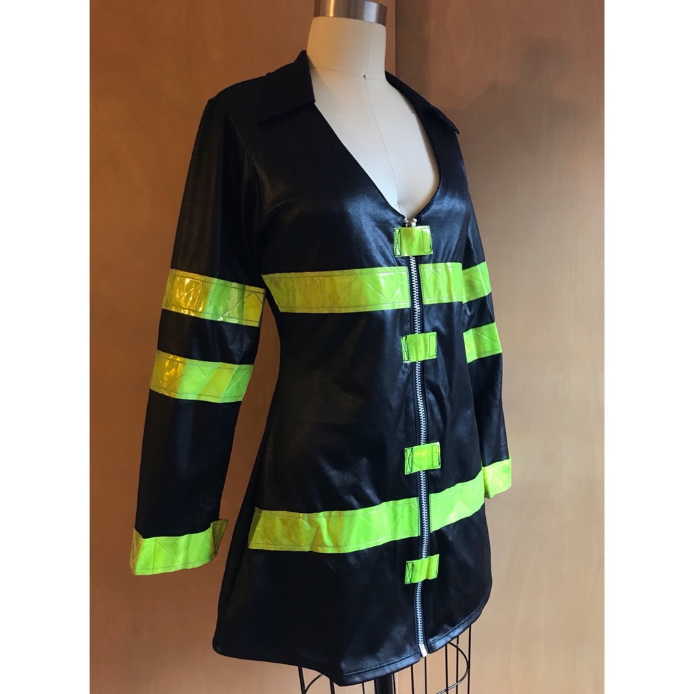 Adult Women’s Firefighter Costume Size M